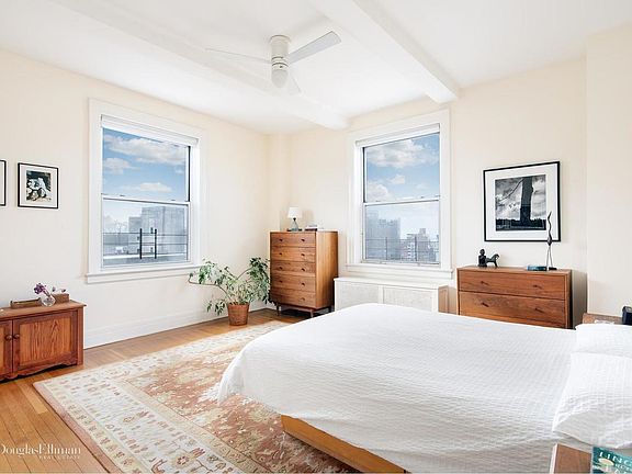 4th image of 41 Eastern Pkwy APT 7B