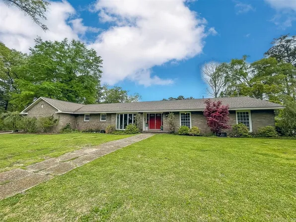 1806 W Block St, El Dorado, AR 71730