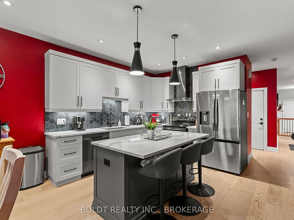 1st image of 1074 B Vansickle Rd N