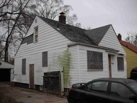 18640 Pembroke