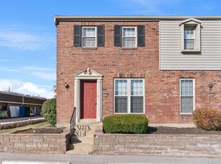 1255 Clarkson Ct #1255, Ballwin, MO 63011