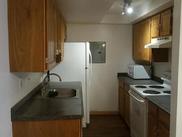 2902 Shadow Creek Dr #305 — Photo 5