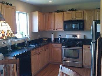 3rd image of 2902 W Bridleway Ct