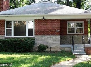 9509 Woodland Dr, Silver Spring, MD 20910