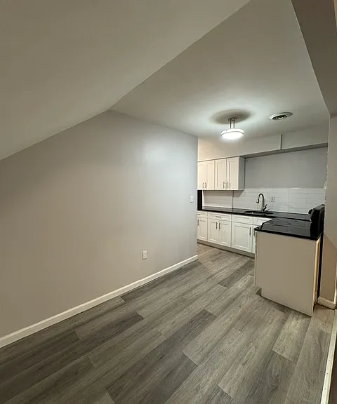130 W 4th St #3R — Photo 12