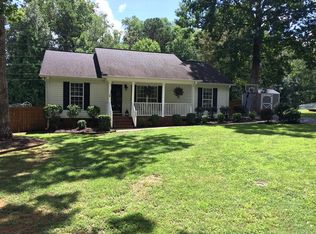 212 Barry Dr, Greer, SC 29650