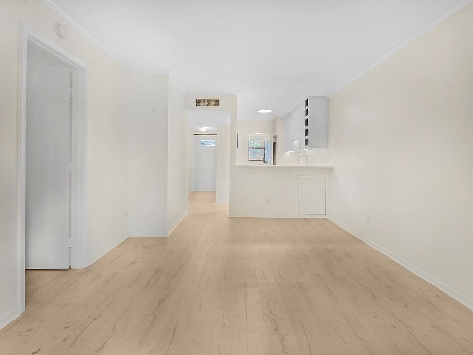 1st image of 2945 NE 8th Terrace #103