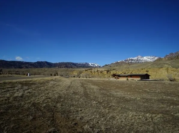 65 Copperleaf Dr #92, Cody, WY 82414