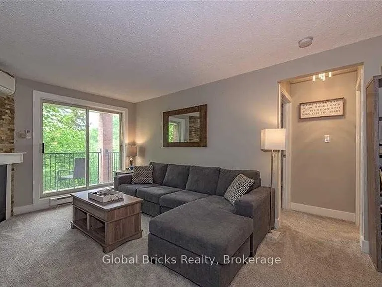 1096 N Jalna Blvd #39 — Photo 3