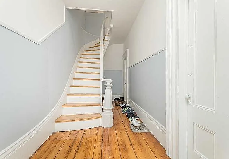 Prospect St — Photo 3