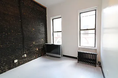 Rented by Alma Realty Corp.