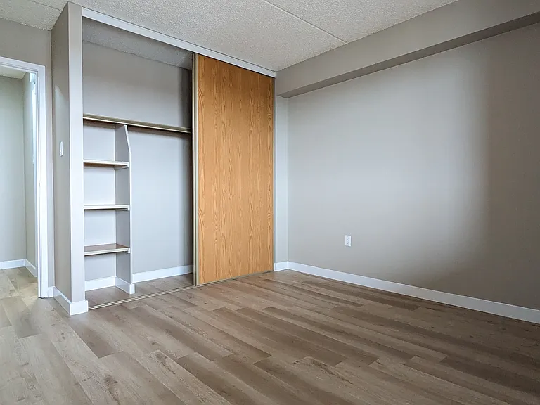 1710 Radisson Dr SE — Photo 9