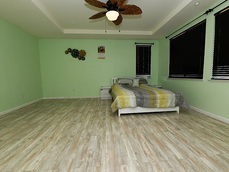 1707 Rio Grande Way — Photo 40