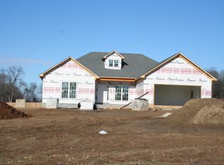 142 Cortez Cv, Dyersburg, TN 38024