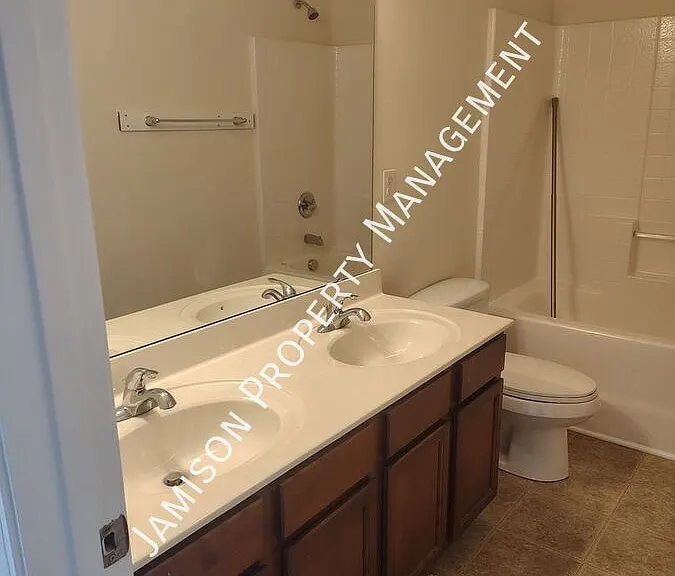 1012 Terrapin St — Photo 12