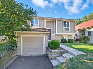 1015 Swanton Ct, Westerville, OH 43081