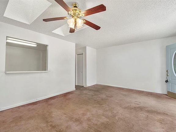 4th image of 18 Cooper Dr