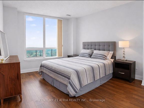 2nd image of 7165 Yonge St #Penthouse 09