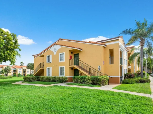 157 Yacht Club Way #101, Hypoluxo, FL 33462