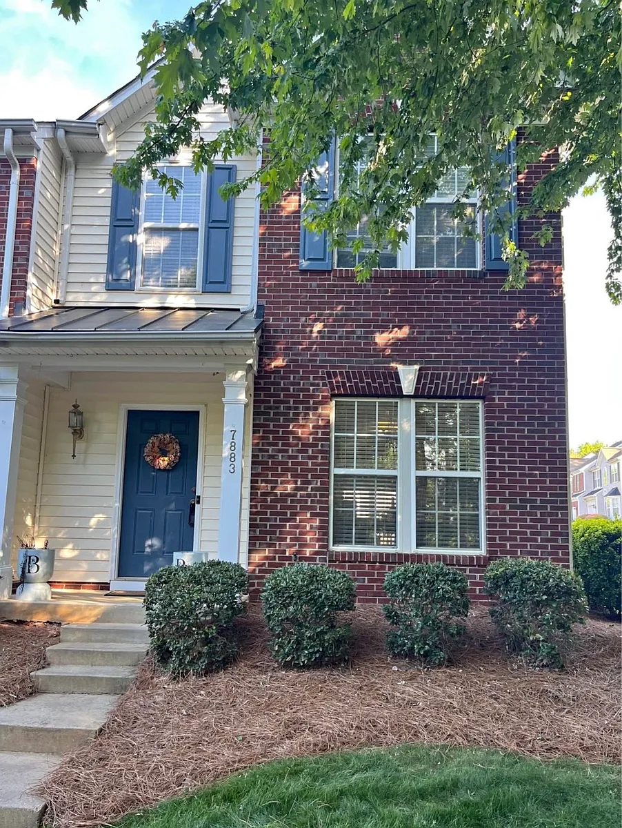 Building Photo - 7883 Mariners Pointe Cir