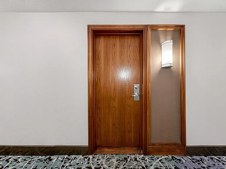 68 Corporate Dr #2827 — Photo 40