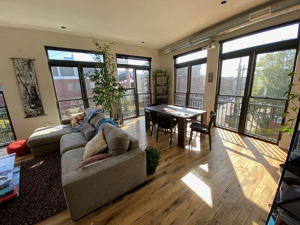 1st image of 1833 Fairmount Ave APT 305