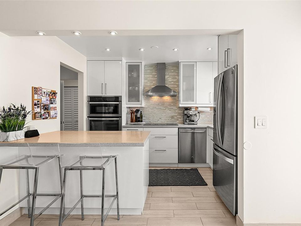 1st image of 1519 Drexel Ave APT 402