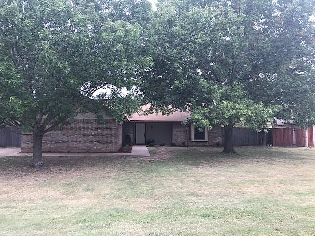 1st image of 3205 Pioneer Cir