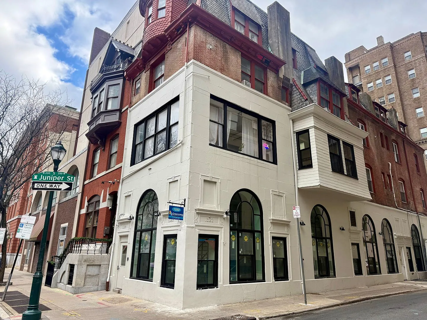 1322 Locust Street - GRNZ XI — Photo 2