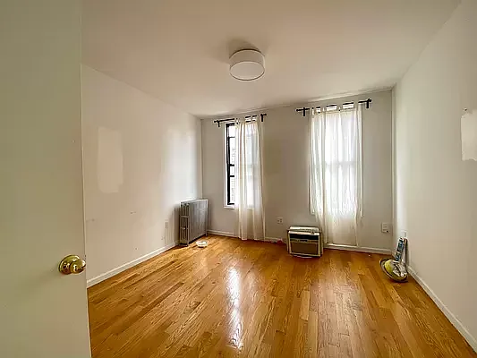 Rented by The Property Firm | media 5