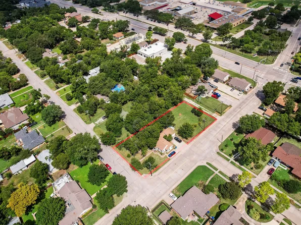 1715 Francis St, Carrollton, TX 75006