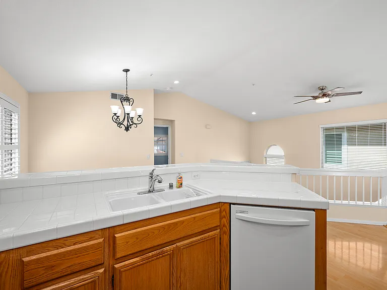 278 Brookview Ct — Photo 22