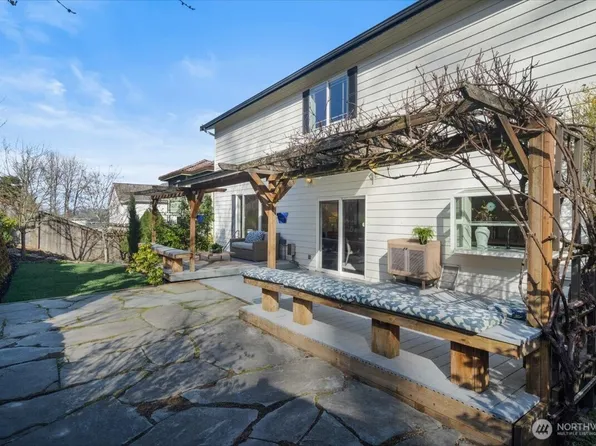8145 5th Avenue SW, Seattle, WA 98106