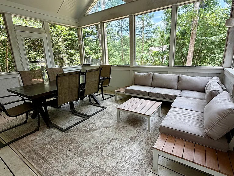 2204 Windy Woods Dr — Photo 1