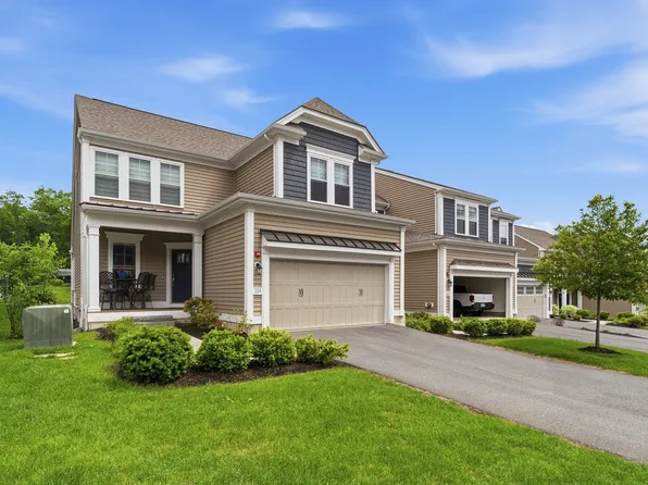 114 Orchard Dr #8, Sudbury, MA 01776