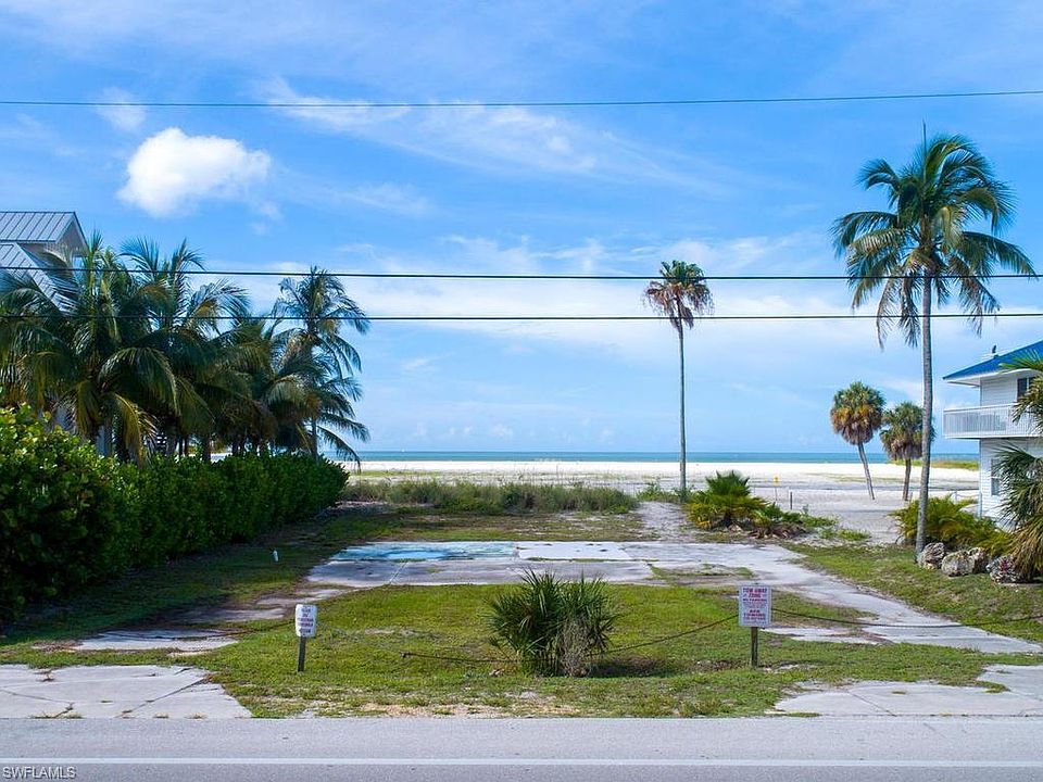 1st image of 8258 Estero Blvd