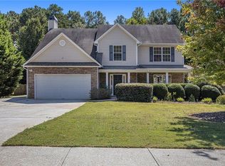 3112 Oak Ridge Ln, Loganville, GA 30052