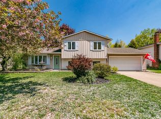 6173 Brambleside Ln, Mentor, OH 44060