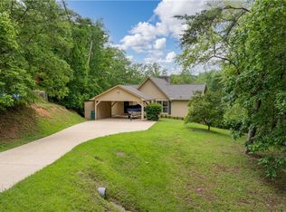 15801 Lake Hills Dr, Northport, AL 35475