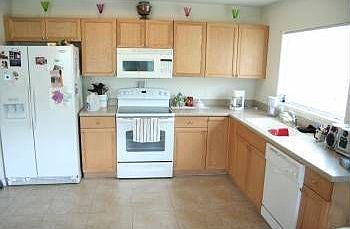3rd image of 5586 Andrea St
