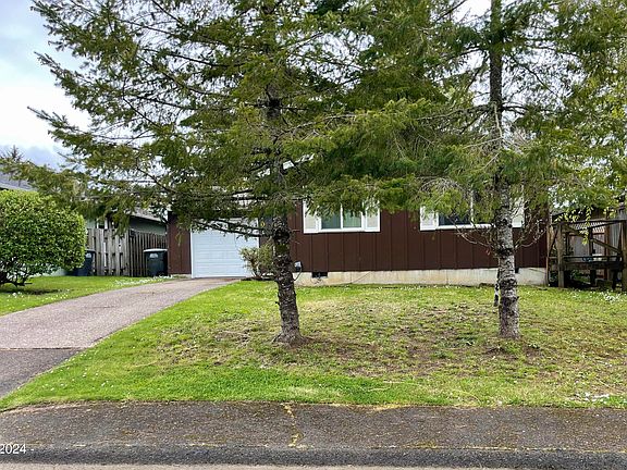 2nd image of 1041 SE Ball Blvd