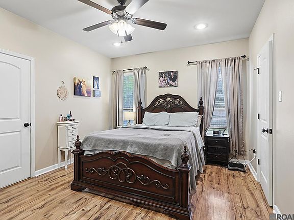 5th image of 7108 Rue St