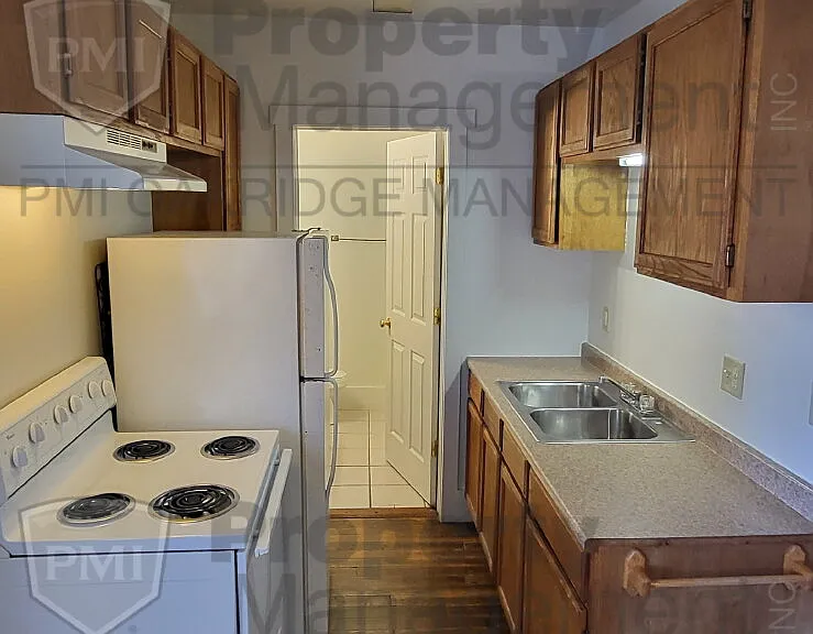 24B N Mulberry St — Photo 5