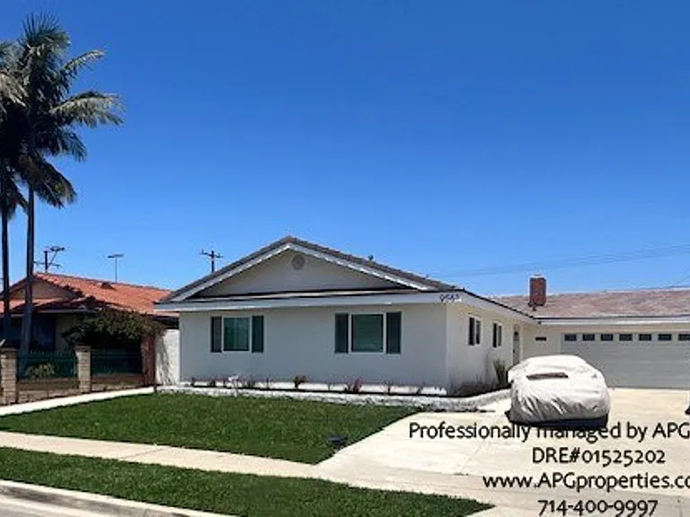 9565 Mansor Ave — Photo 1