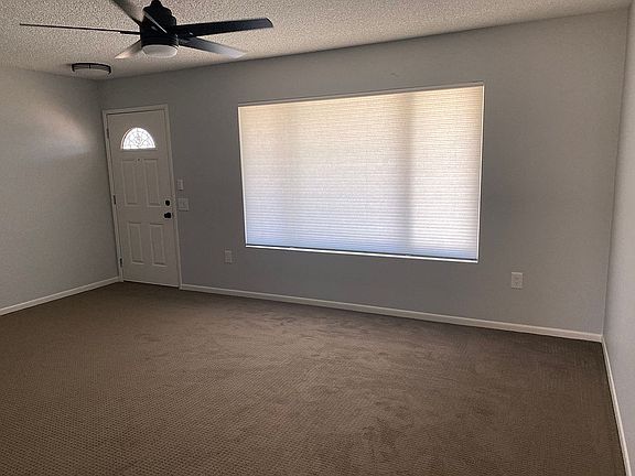 4th image of 9702 W Willowbrook Dr