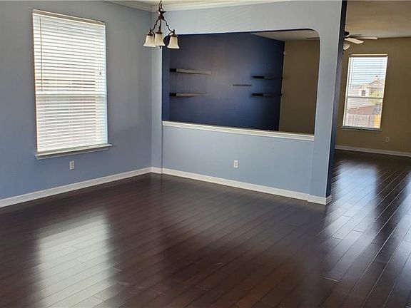 2nd image of 6207 Bridgewood Dr