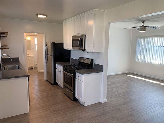 4th image of 11823 Truro Ave