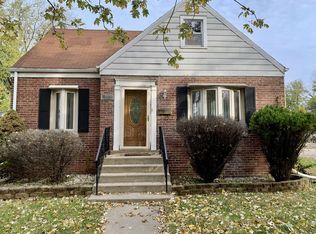 212 E 143rd St, Glenwood, IL