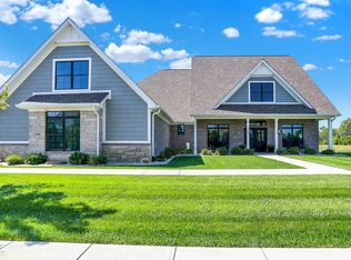 1246 Meadowbrook Ln, Franklin, IN 46131