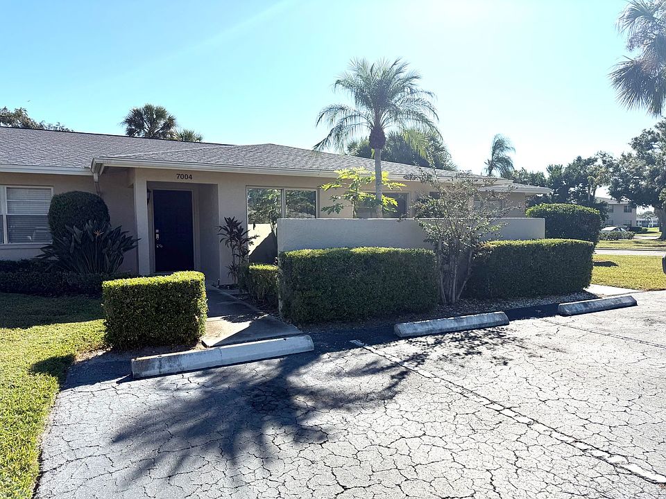 1st image of 7004 W Country Club Dr N